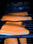 Losos filet wędzony na zimno 1kg.