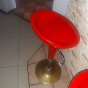 Krzesła barowe hokery