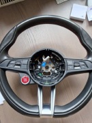 Kierownica Alfa Romeo Giulia Quadrifoglio