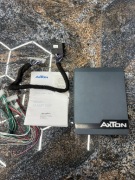 wzmacniacz samochodowy Axton A894DSP