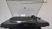 Gramofon Yamaha TT-400 RS