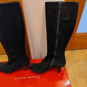 Kozaki damskie czarne zamszowe włoskiej marki Lara Manni - r 39. Idealne!