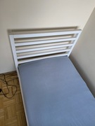  Łóżko 90cm. IKEA z materacem. Stan dobry.