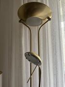 Stojąca lampa halogenowa w kolorze złotym - wysokość 182 cm