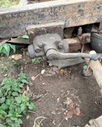 Zabytkowa część. Amortyzator ramienny żuk