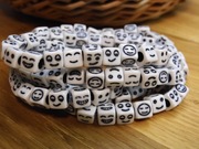 Walentynkowy prezent bransoletka emotikonki prezent na Walentynki