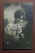 POCZTÓWKA FOTO DZIEWCZYNA 1920 ROK UNIKAT DLA KOLEKCJONERA nr.4