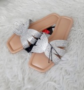 Piękne klapki bogato zdobione cyrkoniami 39