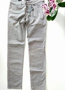 Spodnie damskie jeansy bawełniane Mavi Sophie z efektem marszczenia 32/34