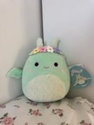 Squishmallows ćma mothman Tove maskotka owad