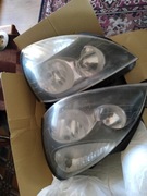 Lampa prrzednia Prawa + Lewa z 1 wyłamanym mocowaniem Reno Clio 2 2001-03