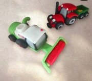 Traktor i kombajn z masy cukrowej na tort 