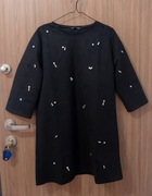 Czarna sukienka Sinsay