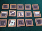 Zestaw 15 sprawnych procesorów ceramicznych Intel Pentium i Pentium MMX