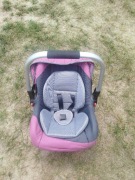 Nosidełko, fotelik samochodowy Coneco