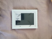 Ramka z passepartout z drewnem 25x33 z otwieranym przodem