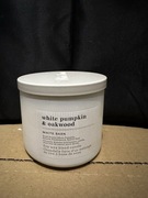 white pumpkin & oakwood bath & body works