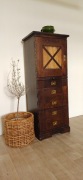 szafka komoda wysoka kolonialna masywna solidna drewniana