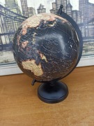Stylowy globus dekoracyjny vintage