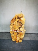 Drewno w dużych workach brzoza gotowa do palenia