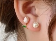 Kolczyki na sztyft tulipan perła pozłacane + pudełko