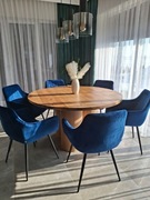 Okrągły stół dębowy o średnicy 140 cm, model Carmen.