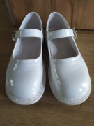 Lakierowane półbuty dziewczęce 