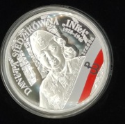 10 zł 2017 Wyklęci przez komunistów żołnierze niezłomni – "Inka" + folder