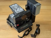 Polaroid SX-70 czarny autofocus model 2 + lampa