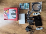 Nintendo Switch OLED + The legend of Zelda tears of the kingdom