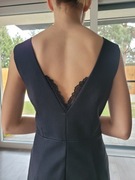 Klasyczna „mała czarna” – rozmiar M/L