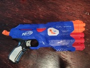 NERF DUAL-STRIKE