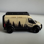 Hot Wheels Premium 1:64 MERCEDES BENZ SPRINTER TOURER LUZ
