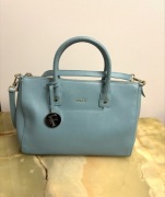 Skórzana torebka Furla