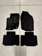 TOYOTA RAV4 gen.IV 2012-2018 komplet welurowych dywaników ze stoperami