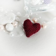 Mini serduszko szydełkowe serce do kartek-bordowe