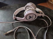 Ładne Słuchawki nauszne z logo Emporio Armani 