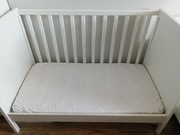 Łóżeczko dziecięce Ikea z materacem niemowlęce 