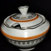 Cukiernica Ćmielów PRL – Kultowy fason, pomarańczowa opaska, Vintage