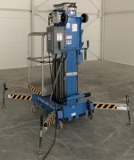 Podnośnik masztowym zwyżka elektryczna podest GENIE AWP30S wys rob 10,8m