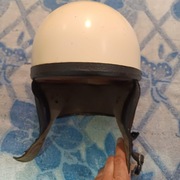 Duży Kask Nitron Orzeszek z epoki PRL-u