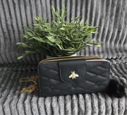 Piękny prostokątny portfel