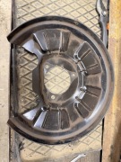 Osłona tarczy hamulcowej LEWA Hyundai Kona N Performance 2022r.