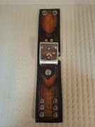 Skórzana bransoletka opaska na nadgarstek 