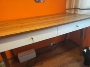 Biurko Heda biało-brązowe z szufladami - Agata Meble