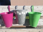 Nowe doniczki metalowe wiszące 