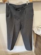 Szare męskie spodnie