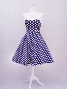 Sukienka pin up w stylu lat 50 60 80 gorchy kropki wiązana retro z gorsetem