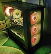 PC GAMING Ryzen 7 9800X3D/ B650E Taichi/ DDR5 32 GB/ NQ790 2 TB