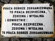 Kolekcjonerska tablica BHP z okresu PRL